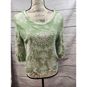 Solitaire Women's Sage Green Embroidered 3/4 Sleeve Top Size L‎